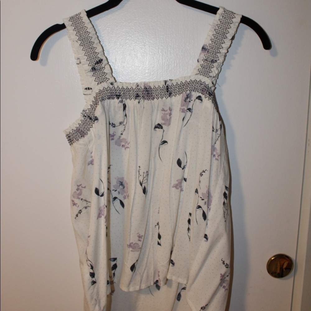 Top - Picture 3 of 3